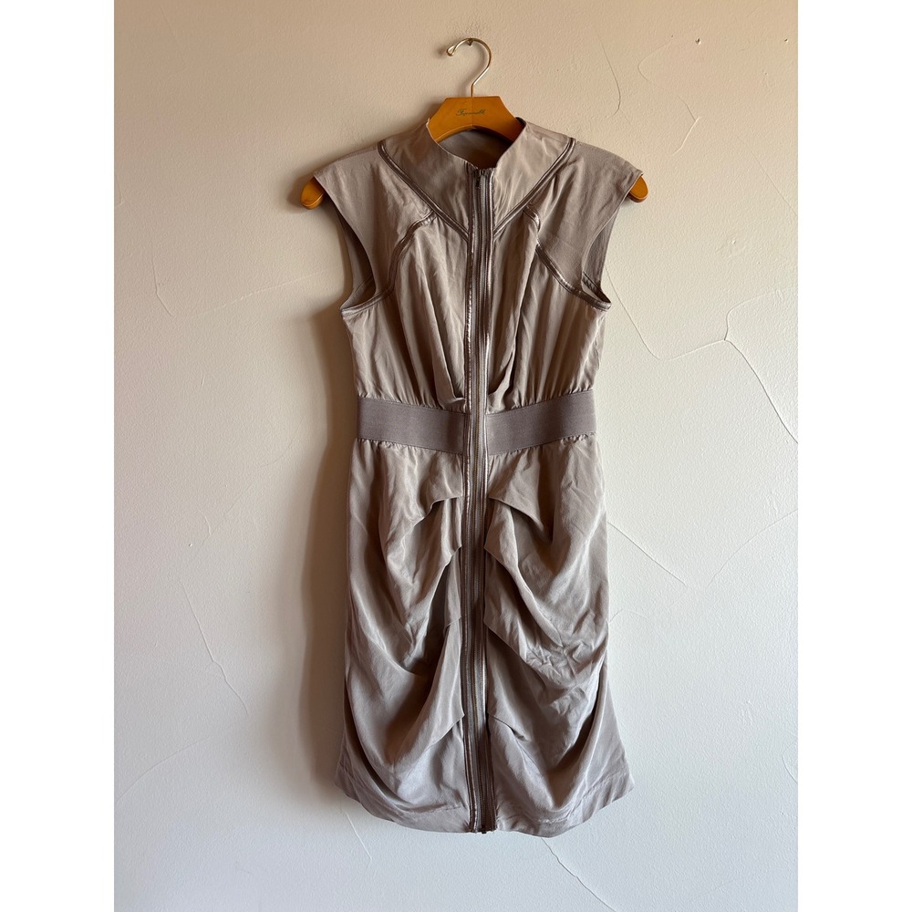 Bebe Silk Stretch Utilitarian Parachute Pleat BodyCon Zip Front Dress Taupe SZ S